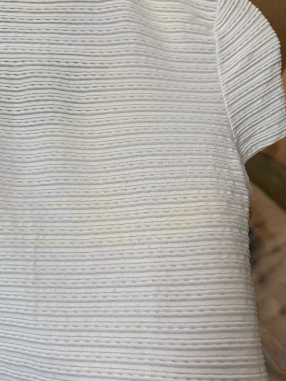 Armani Collezioni White Textured Scoop Neck Top - Picture 2 of 8